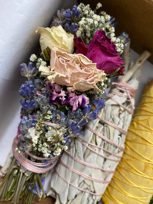 Organic White Sage Bouquet